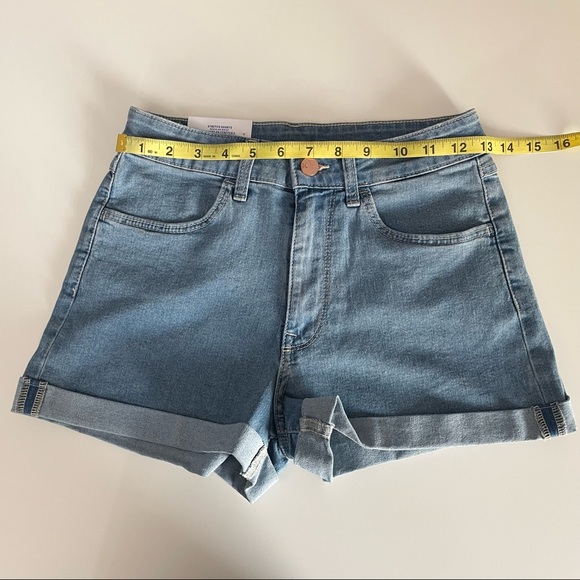 H&M stretch denim short shorts - Picture 8 of 10